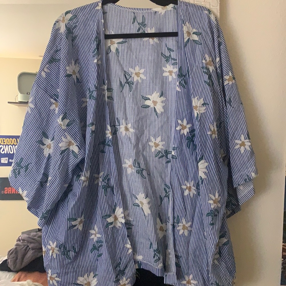 Floral pinstripe Kimono qtr sleeve purchased from three birds nest, One size